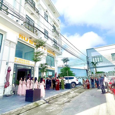 Ruby Hotel Vinh Long Bagian luar foto