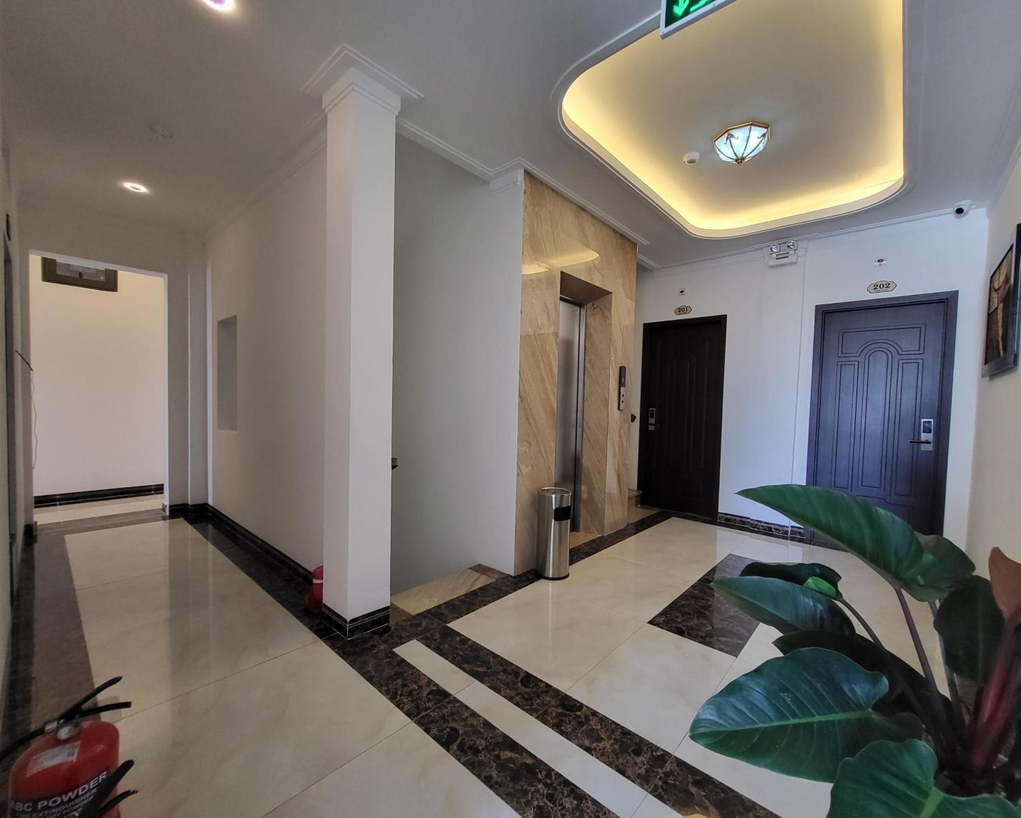 Ruby Hotel Vinh Long Bagian luar foto