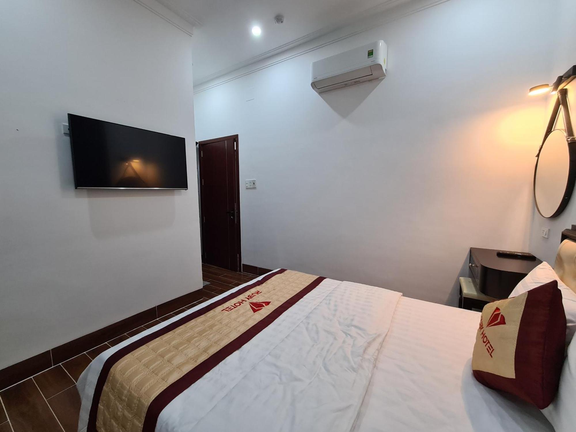 Ruby Hotel Vinh Long Bagian luar foto