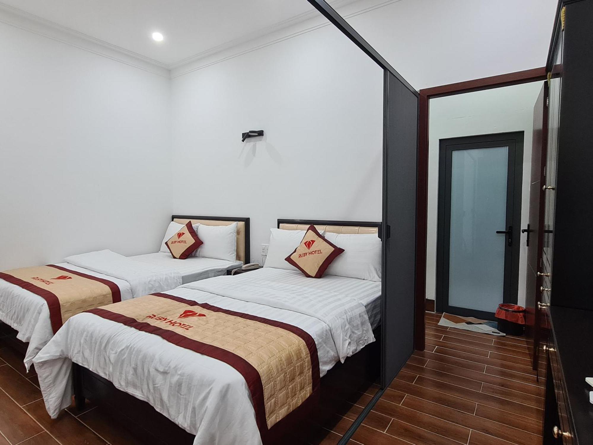 Ruby Hotel Vinh Long Bagian luar foto