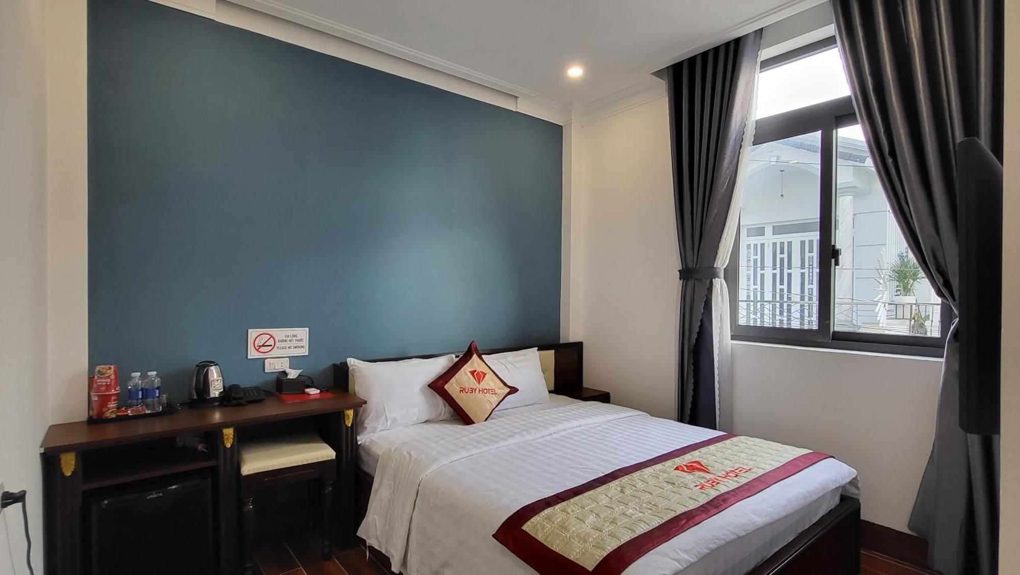 Ruby Hotel Vinh Long Bagian luar foto