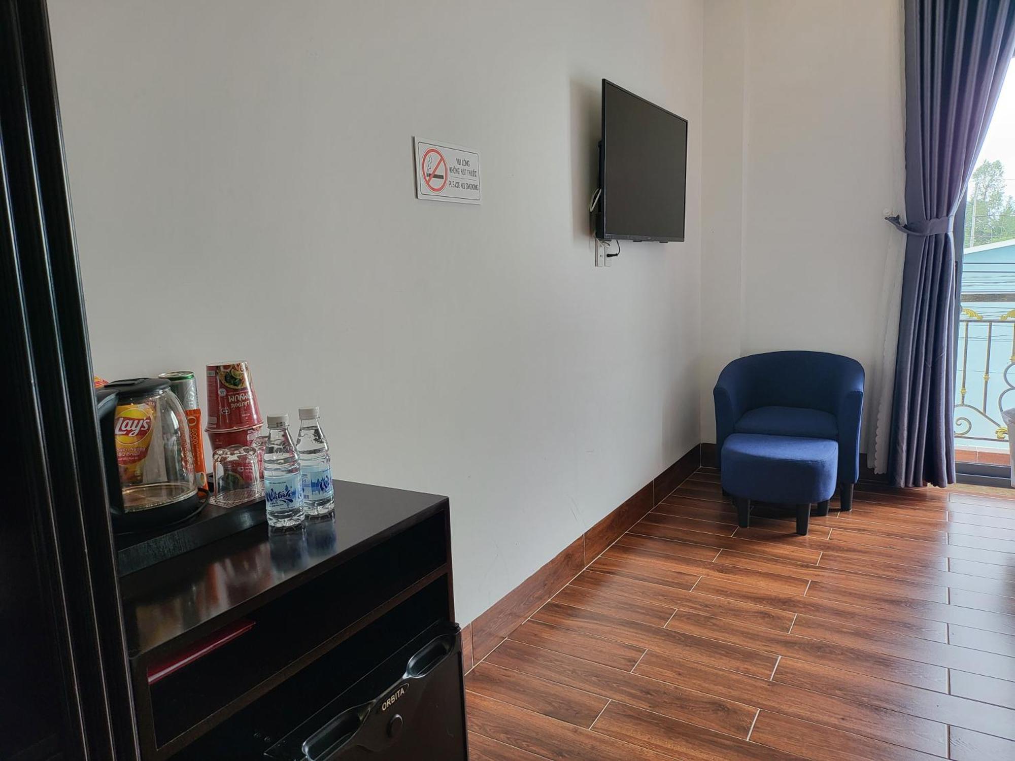 Ruby Hotel Vinh Long Bagian luar foto